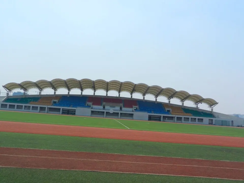 Sân thể thao Đại học Dược Trung Quốc